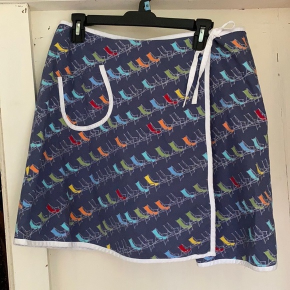 Liz Claiborne - Picture 1 of 7